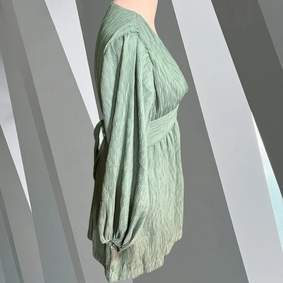 NWT 4SI3NNA 'Aurelie' Long Sleeve Mini Dress in Sage Green Size Small